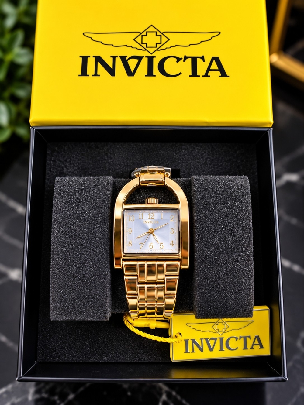 ✨️Invicta Gold Tone Women's Bracelet Watch with Mother-of-Pearl Dial✨️